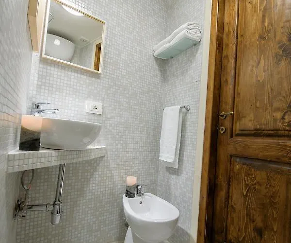 New Navona Elegant Daire *